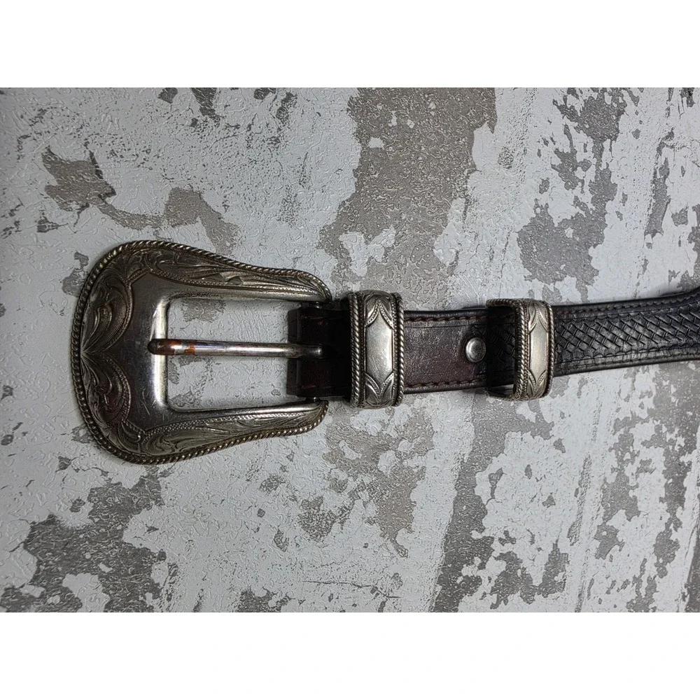 Unbranded handtooled genuine